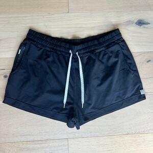Vuori - Halo Performance Shorts - Black - Size Women’s Large